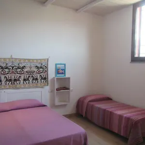 Couette-café Su Tostainu, Teulada